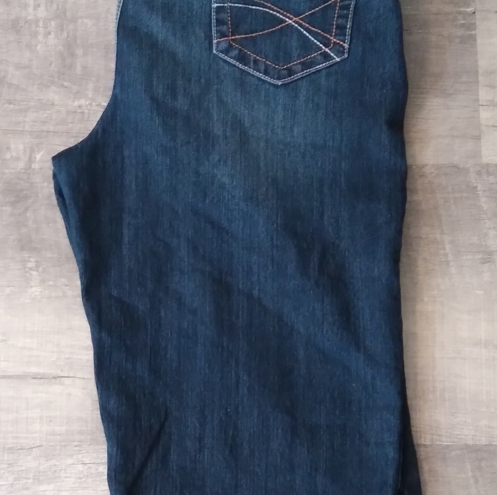 Capri Denim - Picture 2 of 2